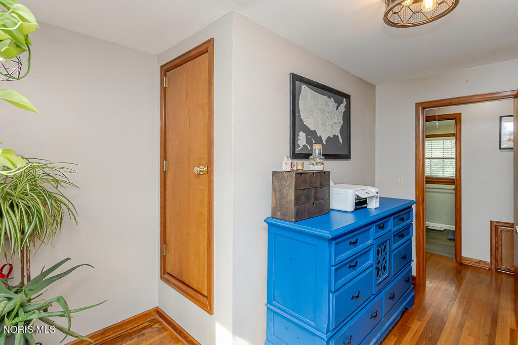 833 River Road