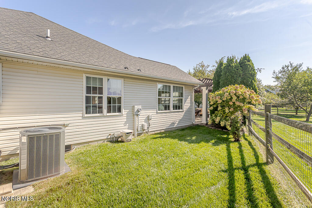 7017 Shadowridge Drive