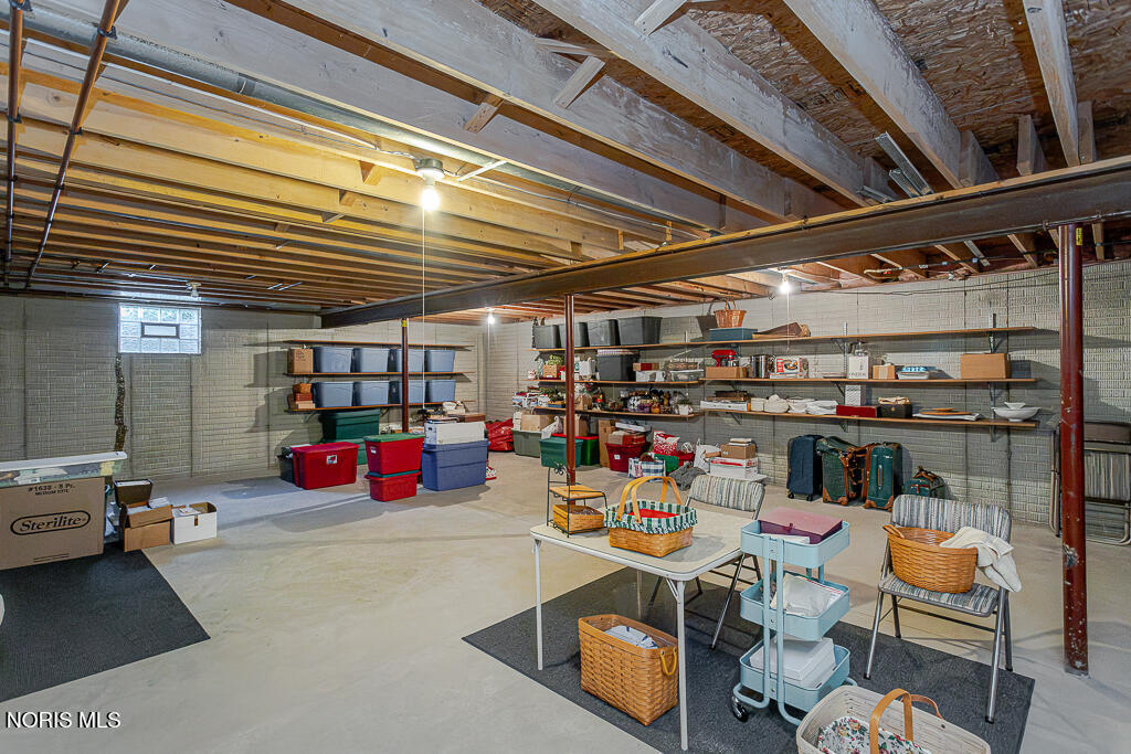 7017 Shadowridge Drive