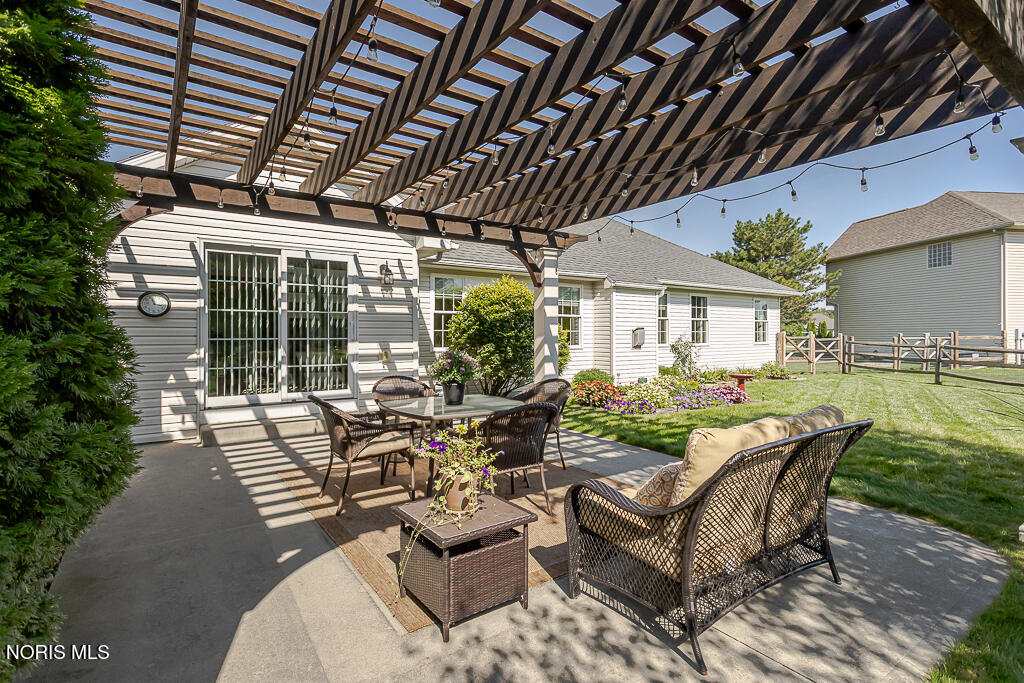 7017 Shadowridge Drive