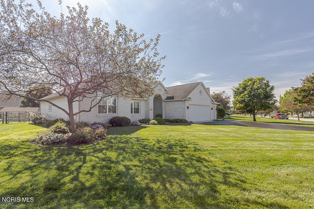 7017 Shadowridge Drive