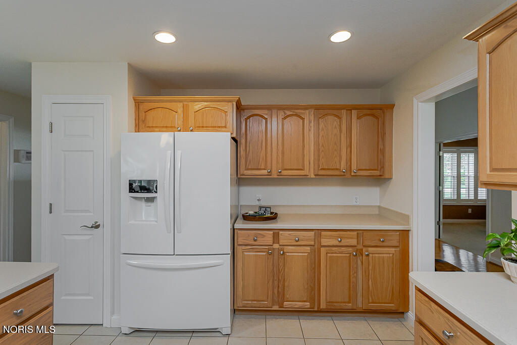 7017 Shadowridge Drive