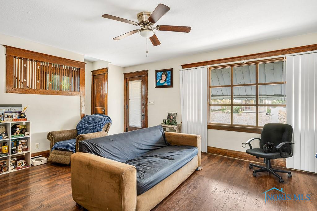 1210 Woodville Road