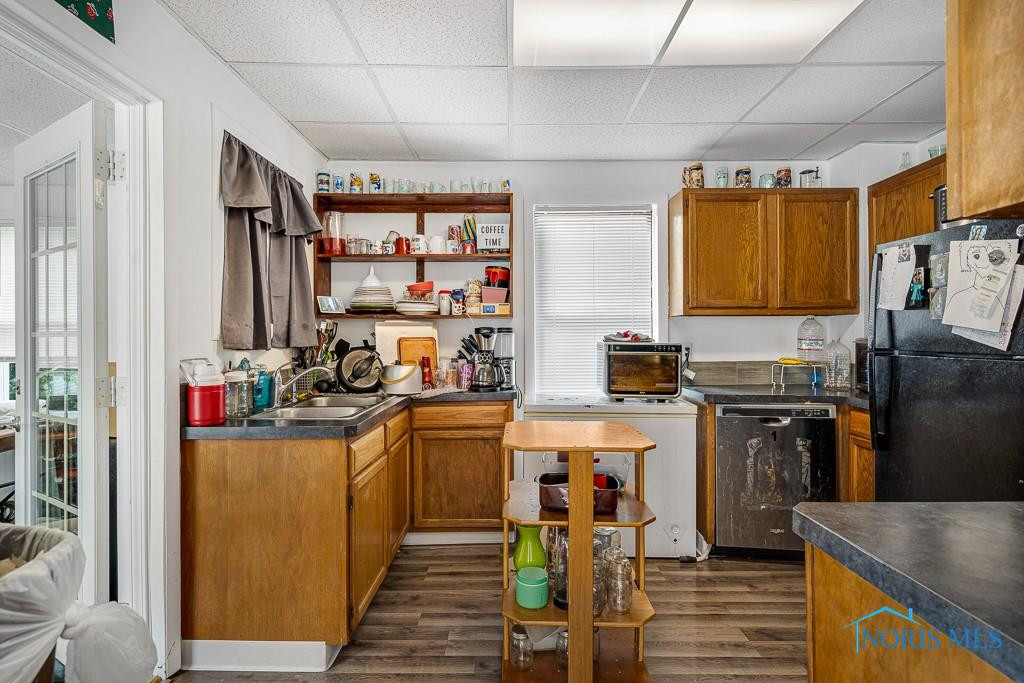 1210 Woodville Road
