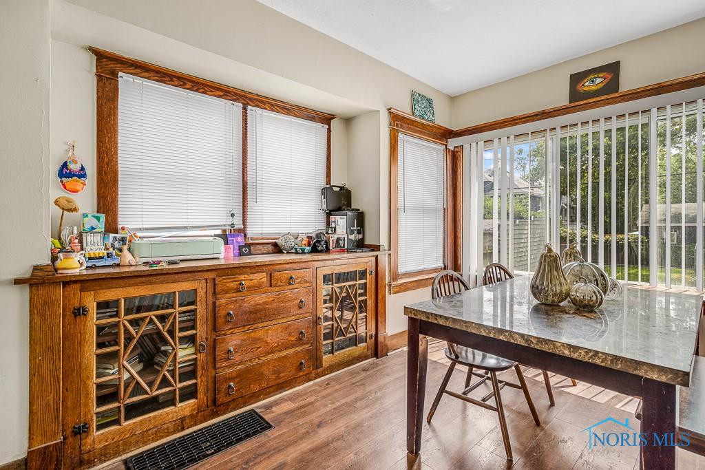 1210 Woodville Road