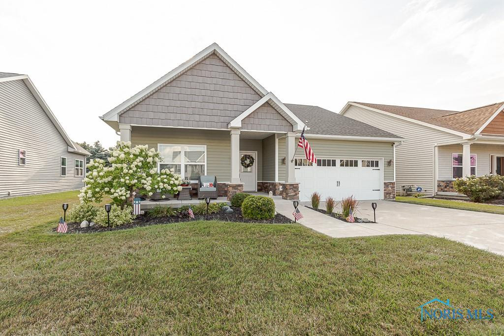 4748 Lakeside Drive