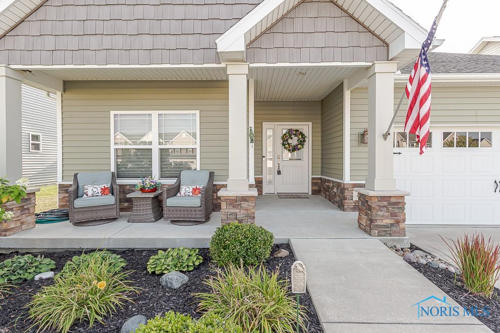 4748 Lakeside Drive