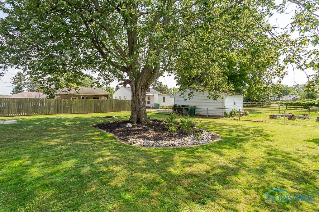 11 Vineyard Drive