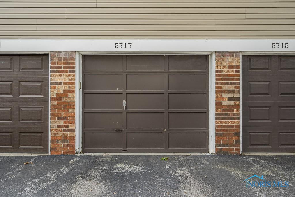 5717 Aspen Drive, 35