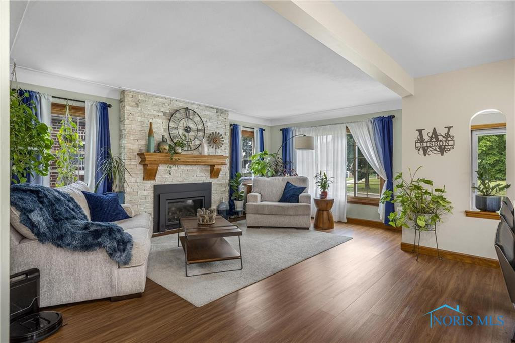 3615 Beverly Drive