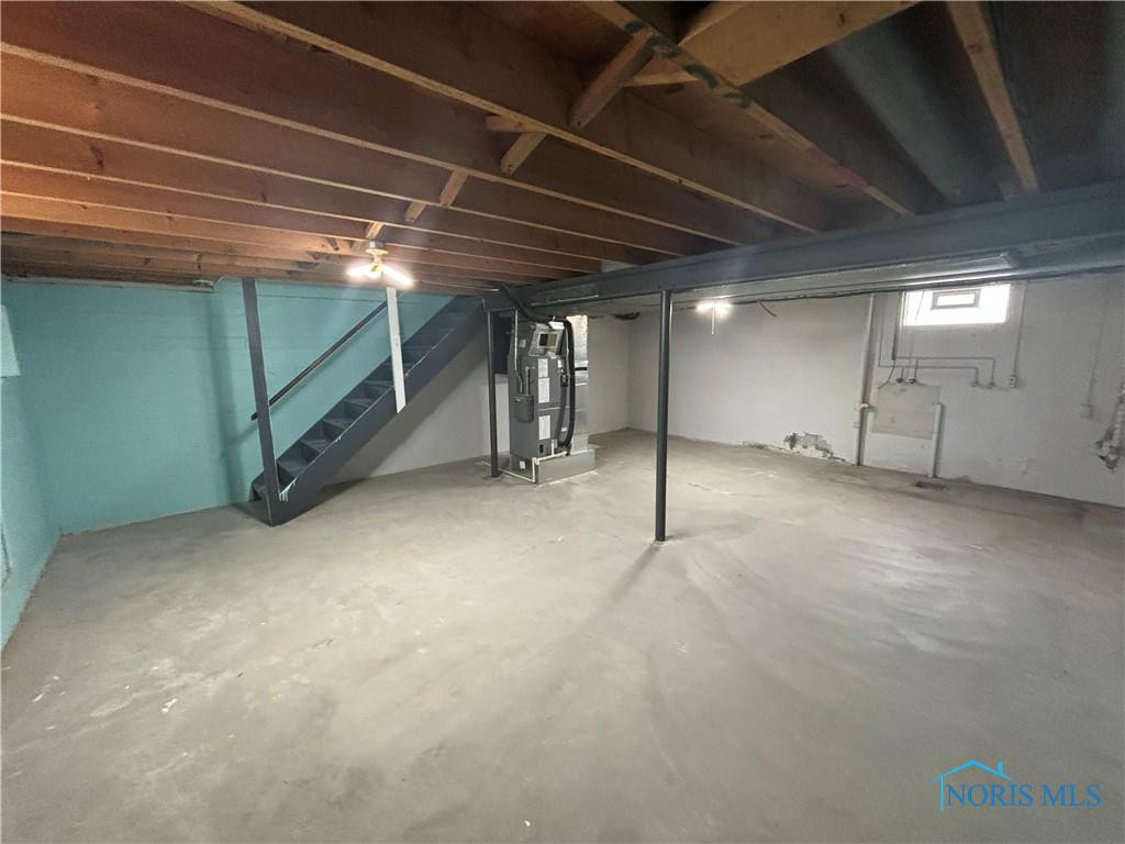 3757 W Alexis Road, 3757