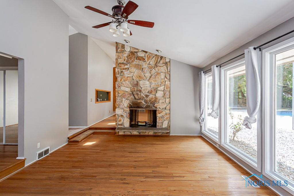 4233 Nantuckett Drive
