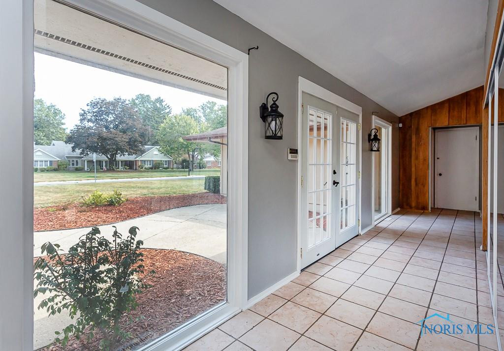 4233 Nantuckett Drive