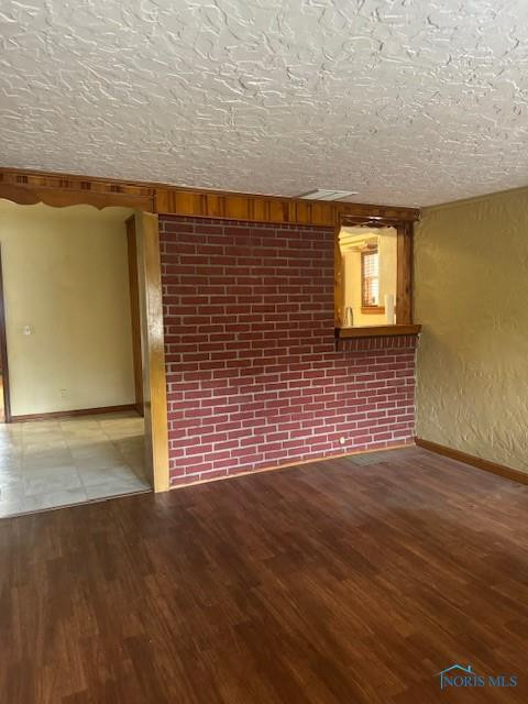 3727 Mapleway Drive