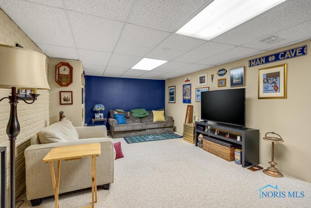 2567 Wimbledon Park Boulevard