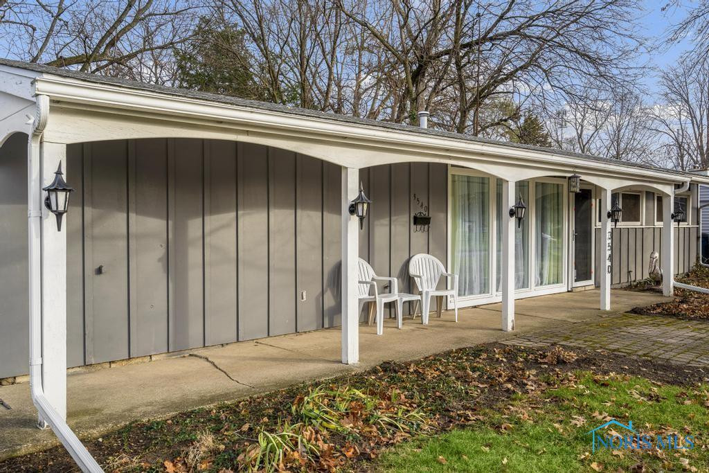 3540 Lincolnshire Woods Road