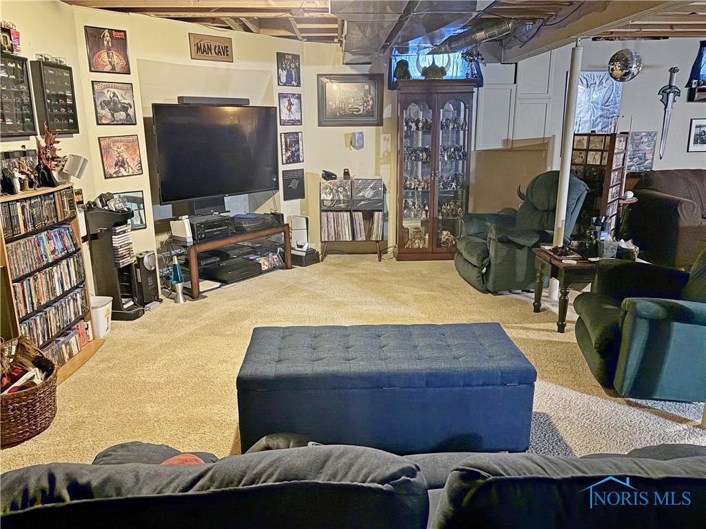 941 Hunter Court