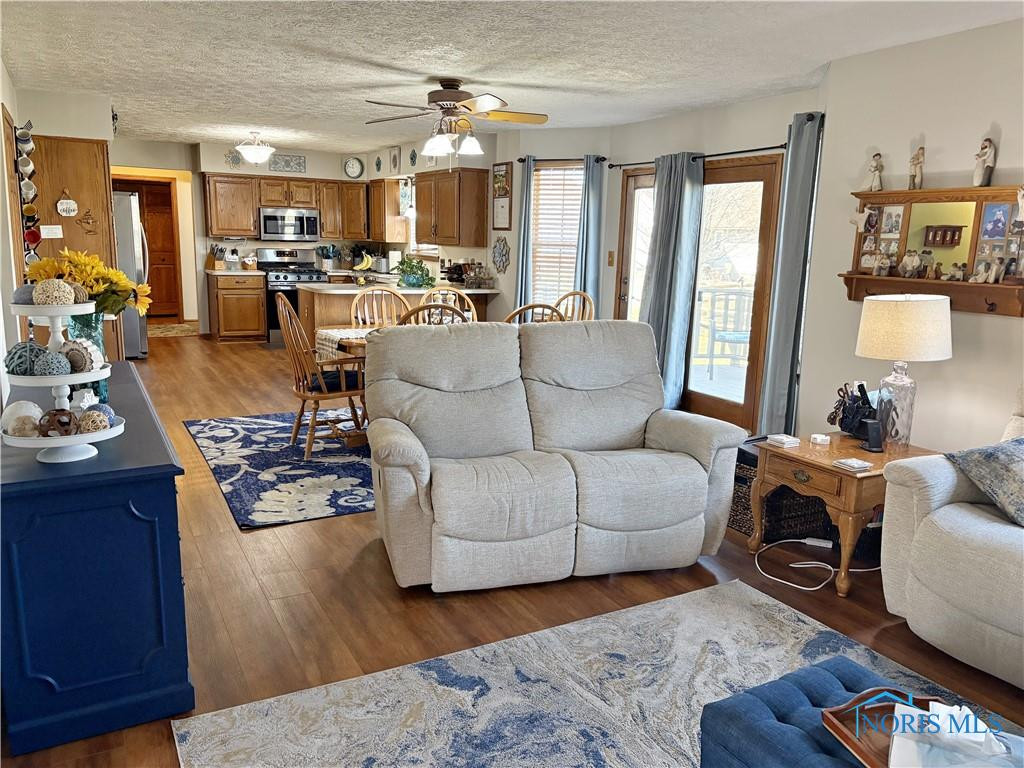 941 Hunter Court