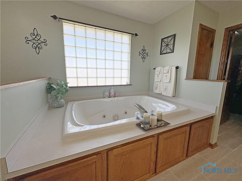 941 Hunter Court
