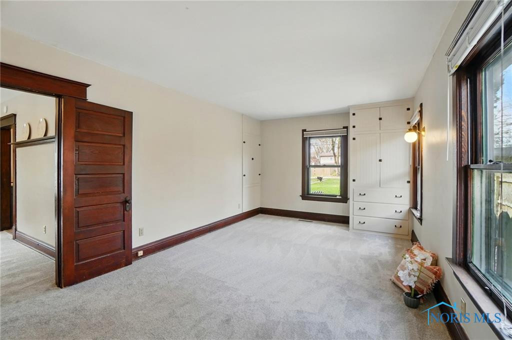 237 E 5th Street