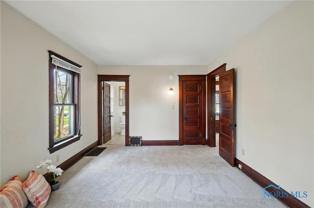 237 E 5th Street