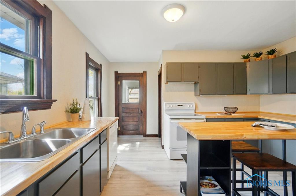237 E 5th Street