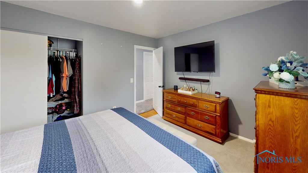 6133 Dellwood Drive