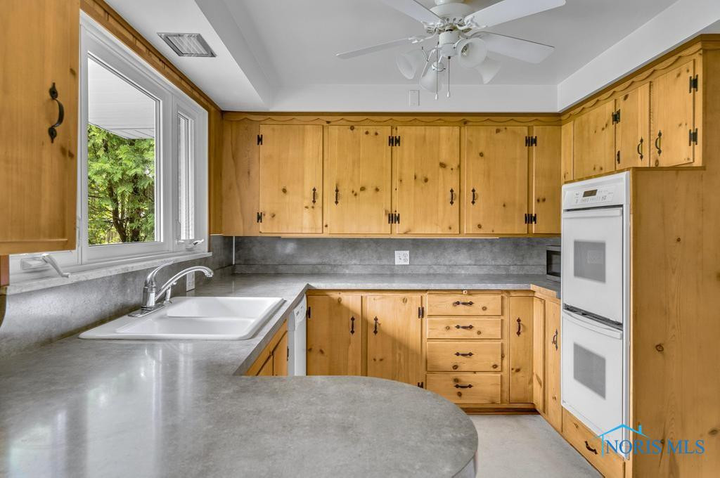 2838 Isha Laye Way