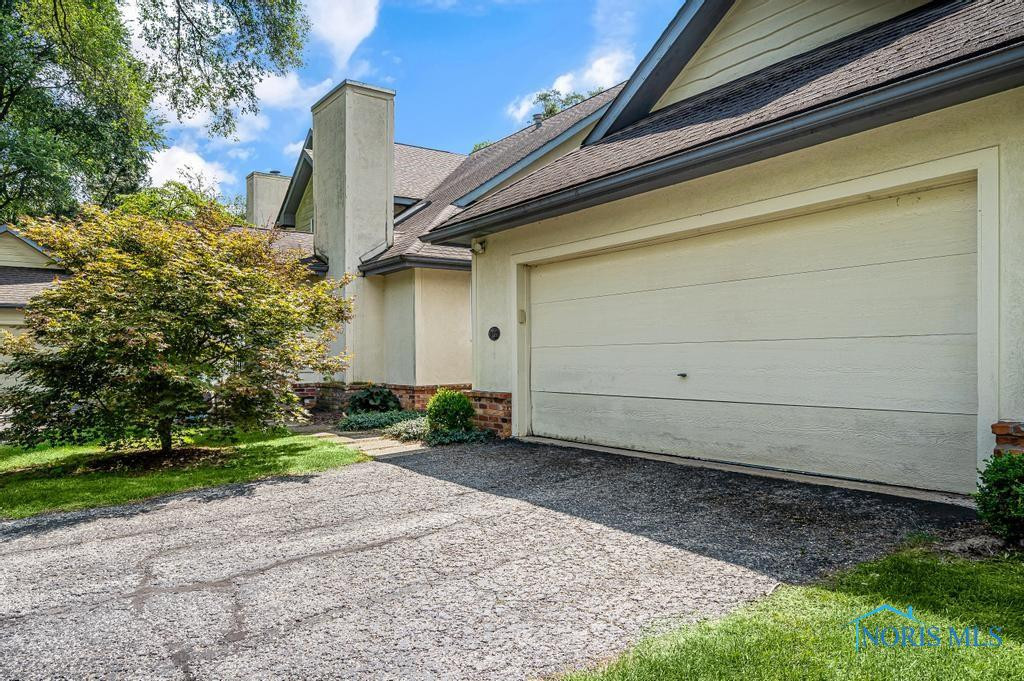 2154 The Bluffs, 2154