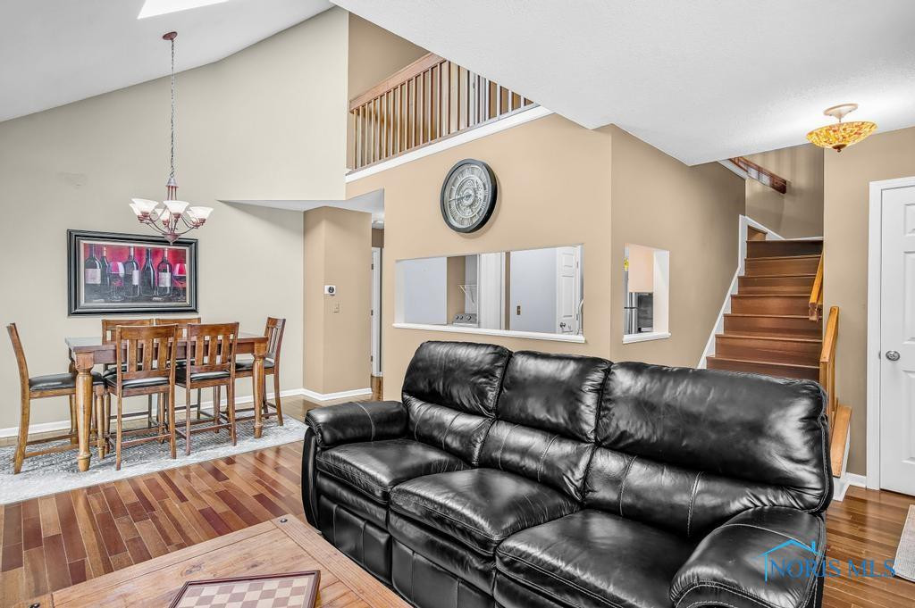 2154 The Bluffs, 2154