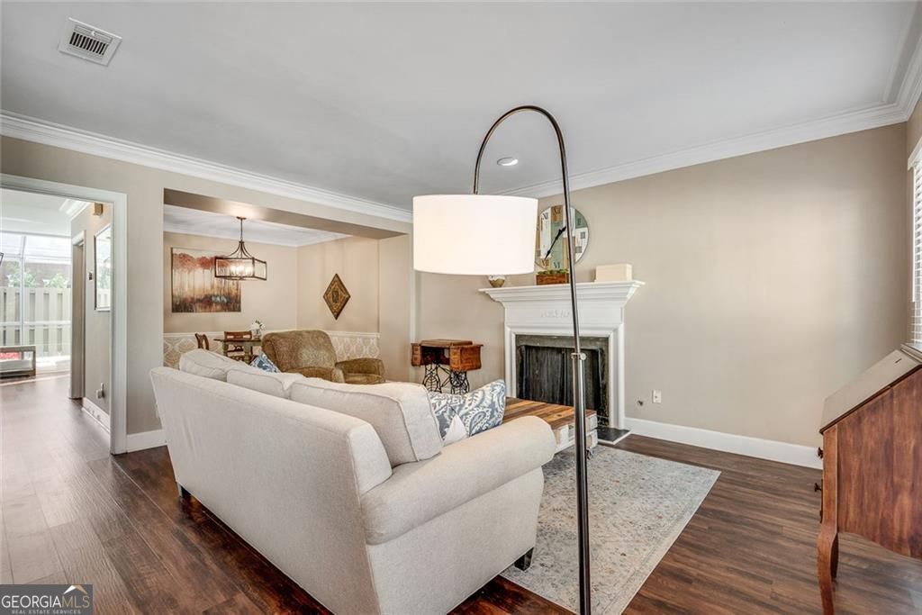 100 Mount Vernon Circle