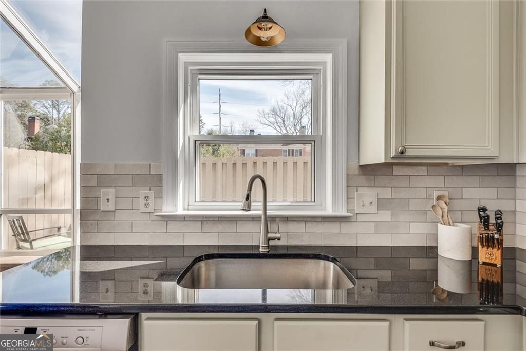 100 Mount Vernon Circle