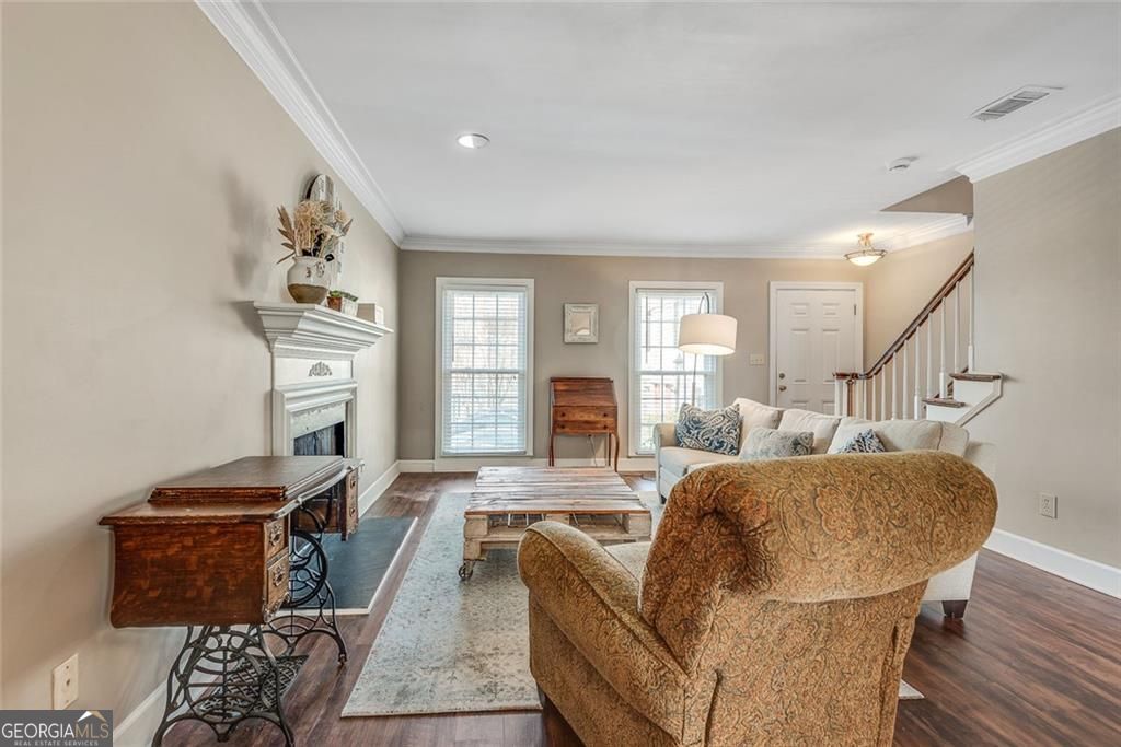 100 Mount Vernon Circle