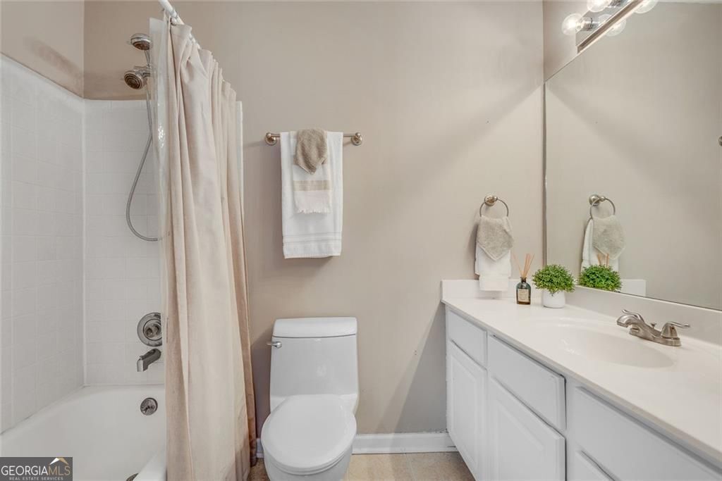 100 Mount Vernon Circle