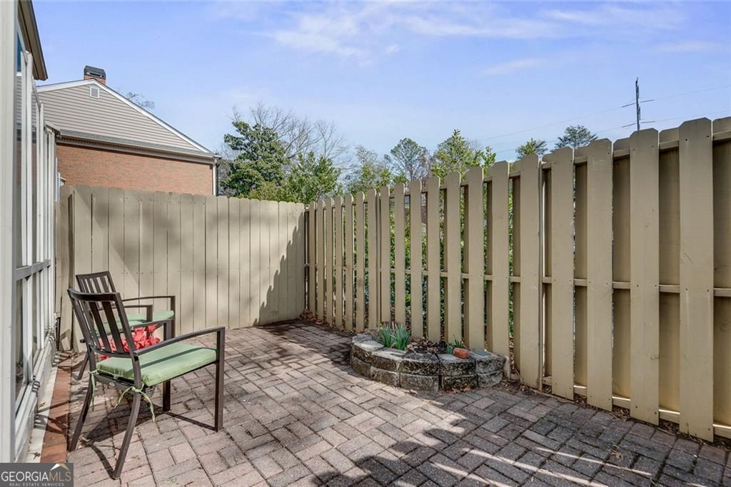 100 Mount Vernon Circle