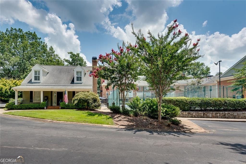 100 Mount Vernon Circle