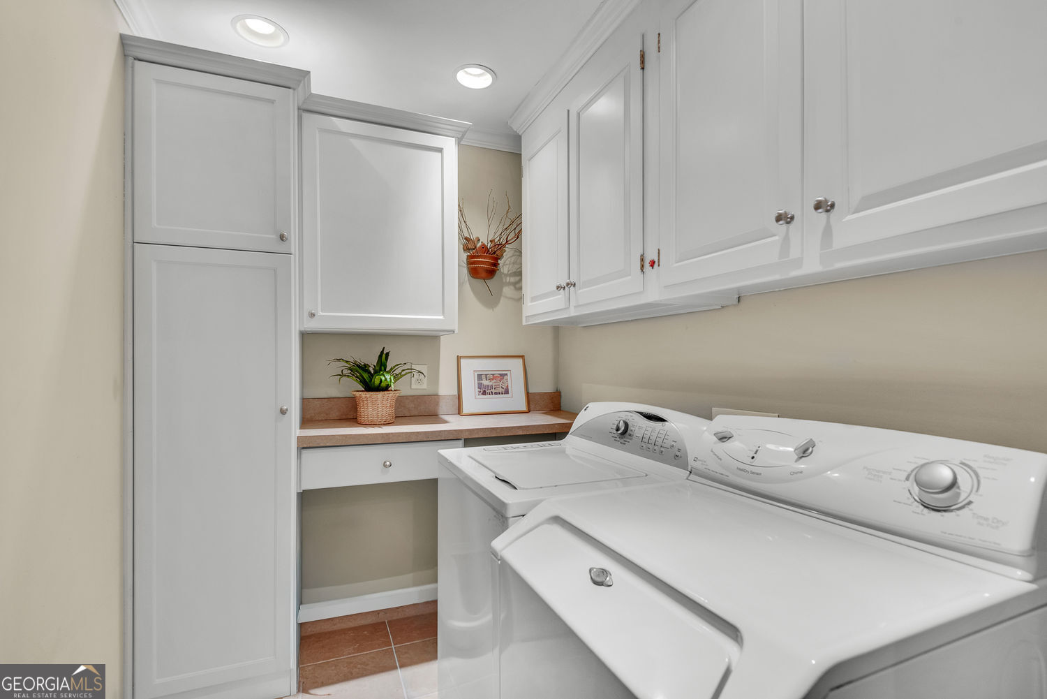 6242 Mountain Brook Way NW