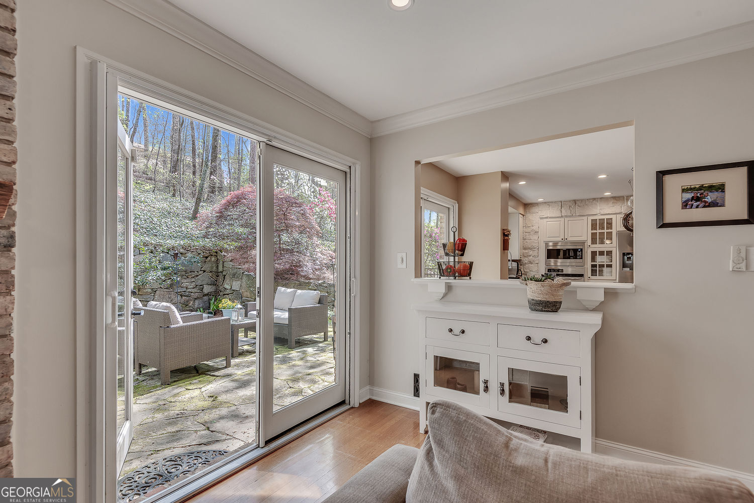 430 River Valley Road NW