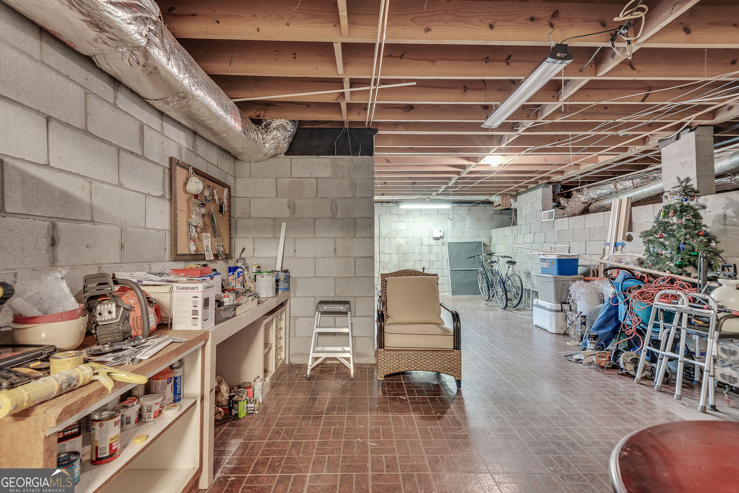 430 River Valley Road NW