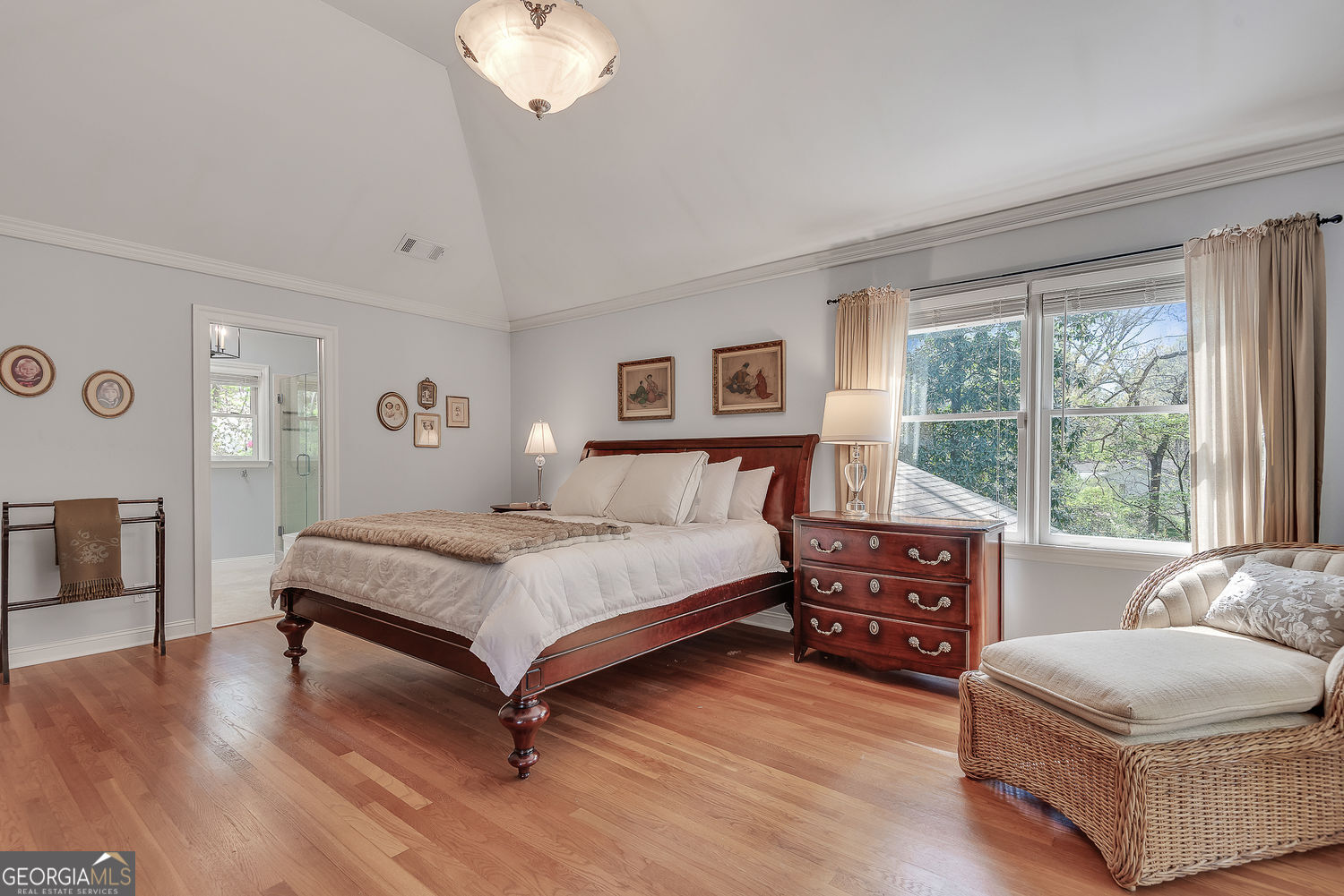 430 River Valley Road NW