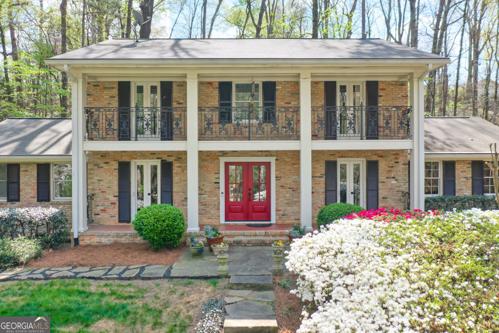 430 River Valley Road NW