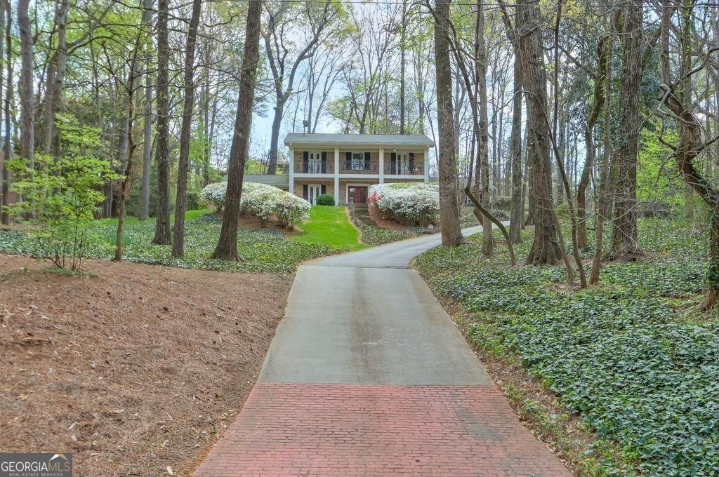 430 River Valley Road NW