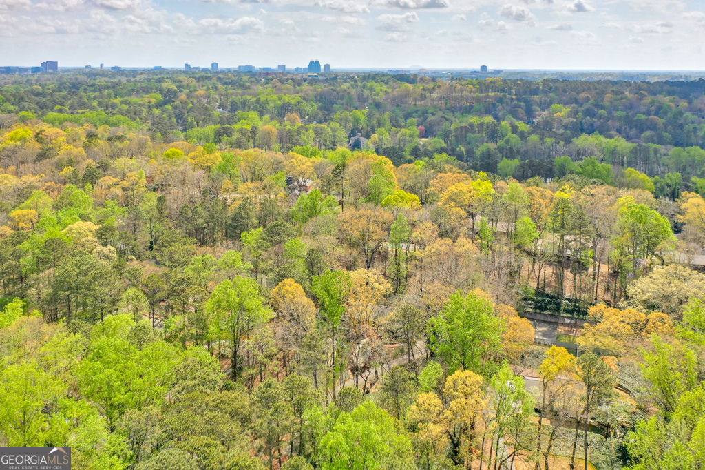 430 River Valley Road NW