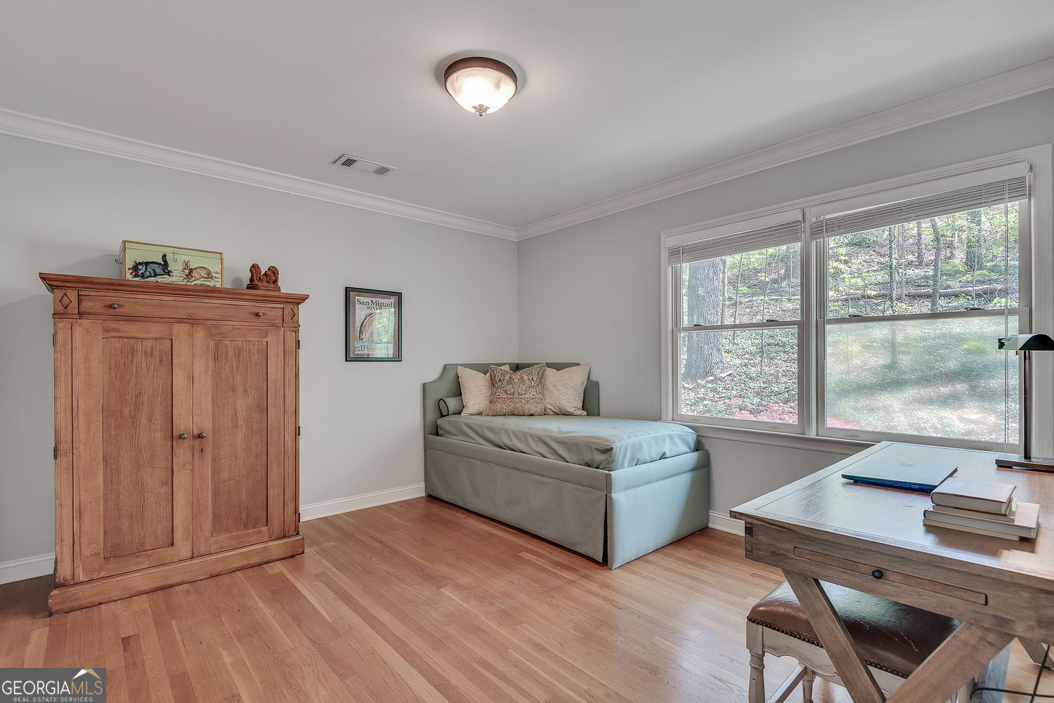 430 River Valley Road NW