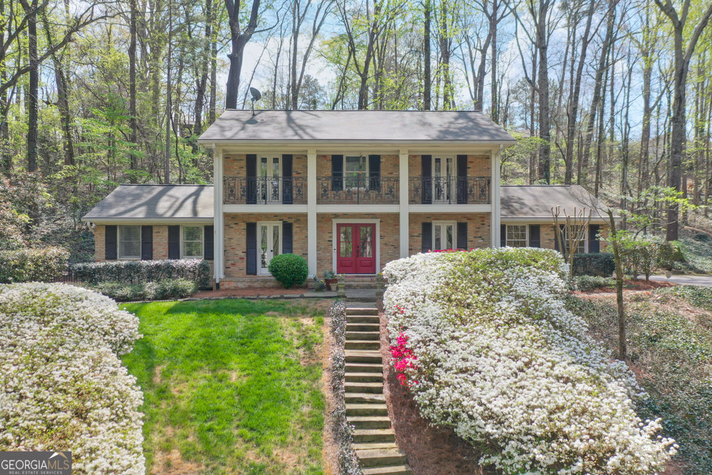 430 River Valley Road NW