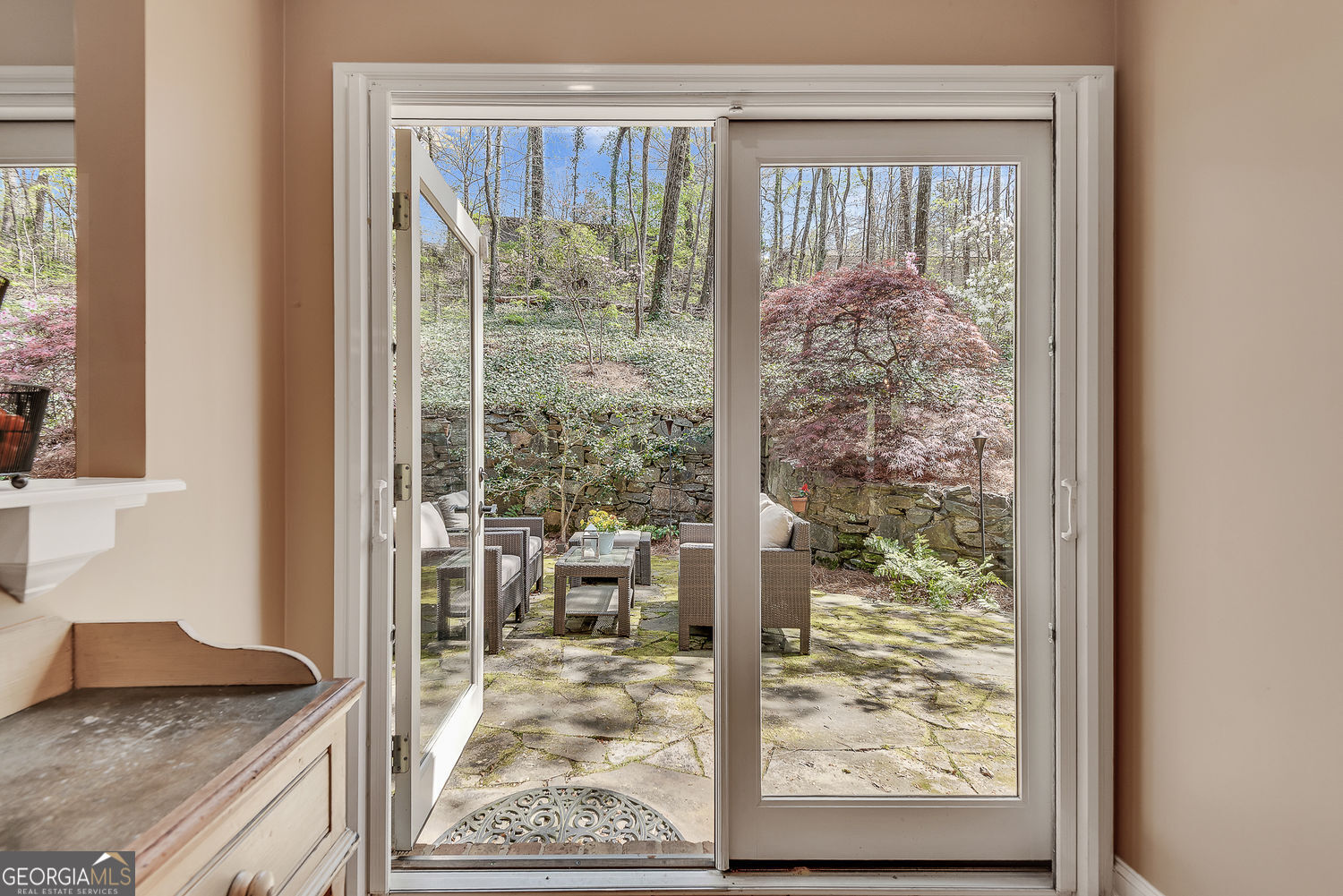 430 River Valley Road NW