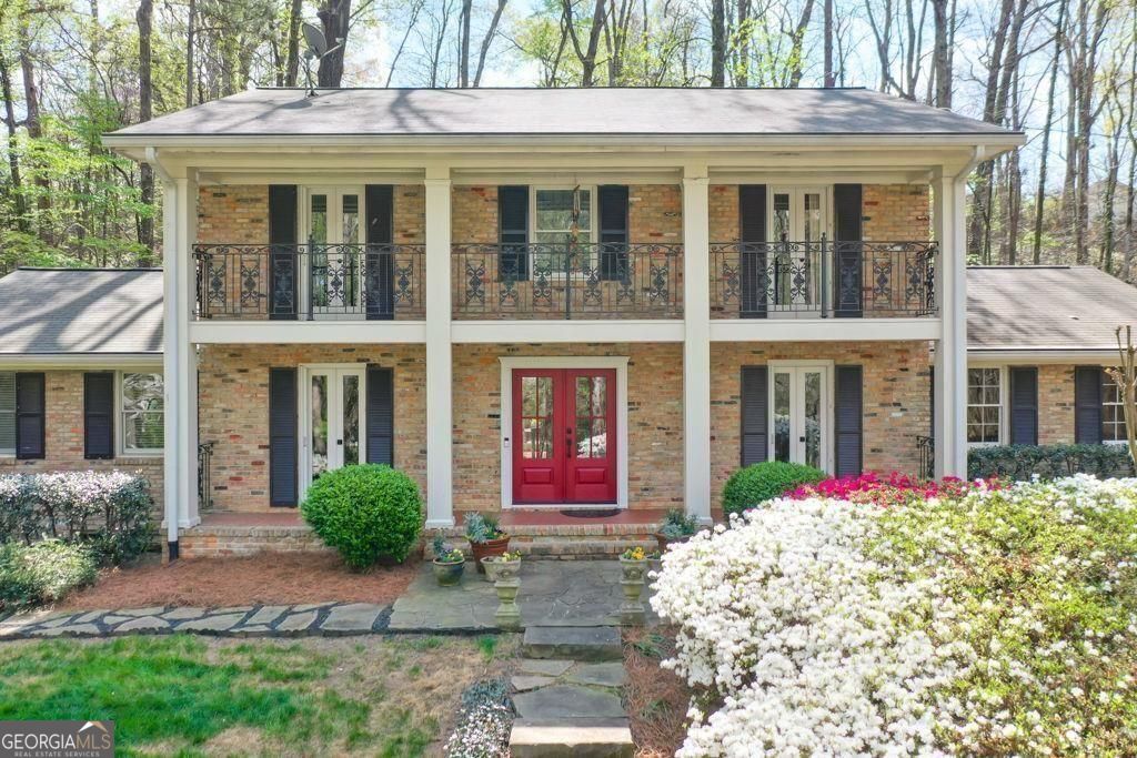 430 River Valley Road NW