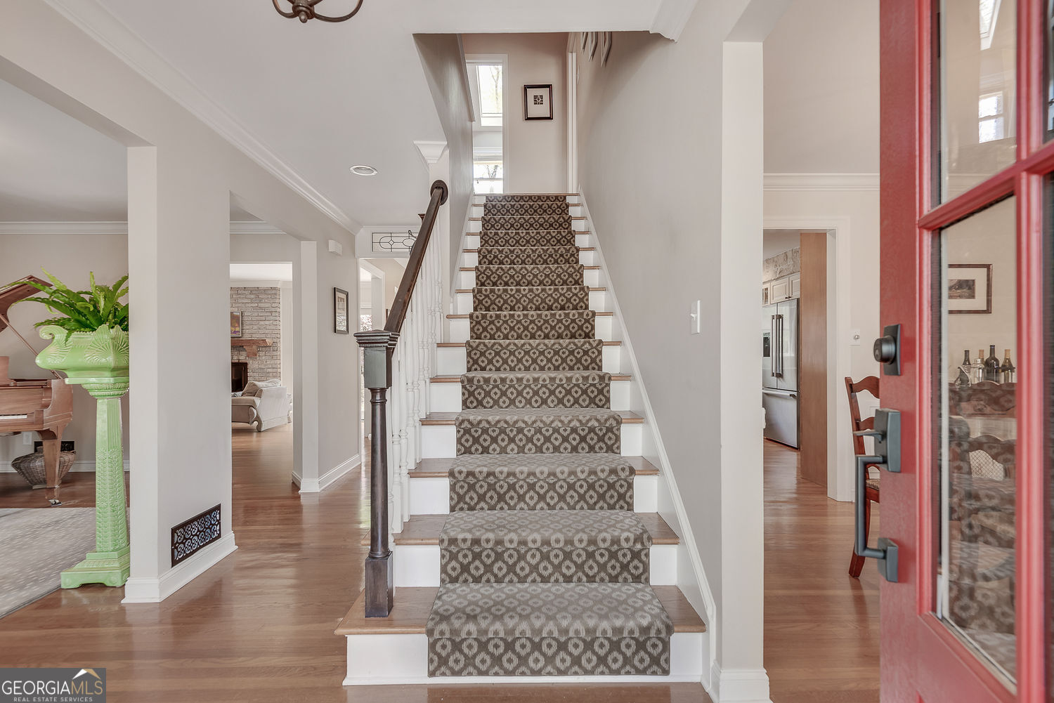 430 River Valley Road NW