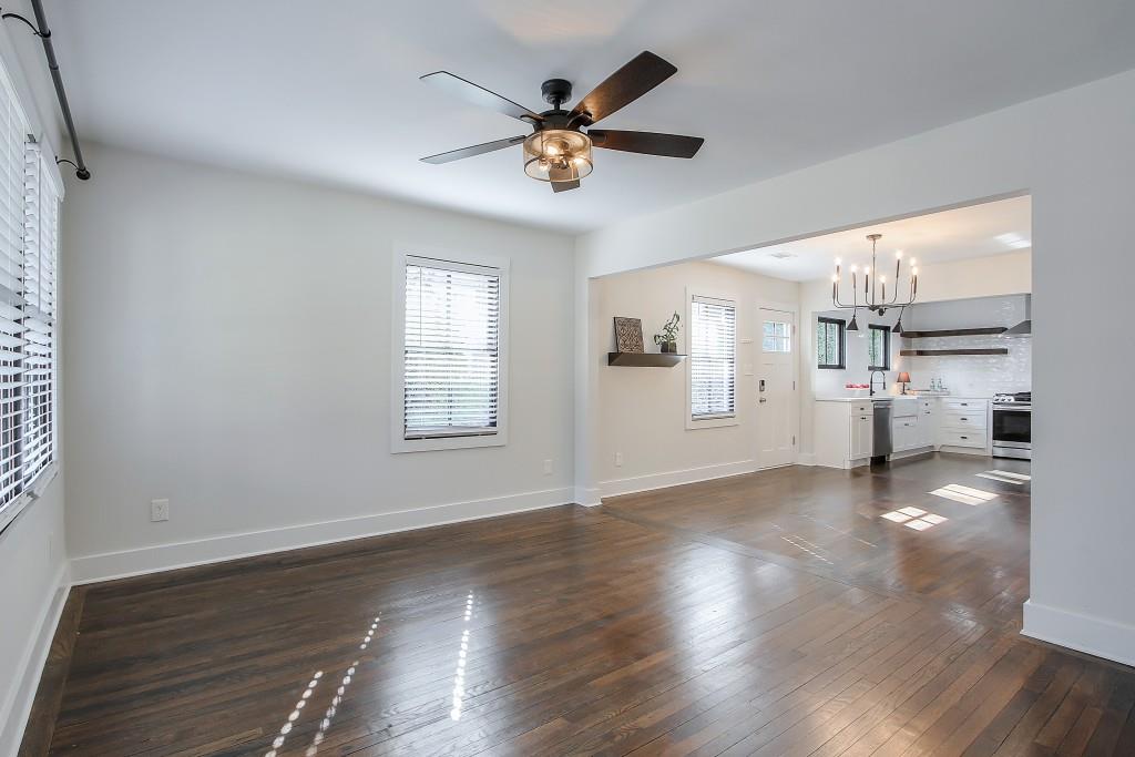 1476 Eason Street NW