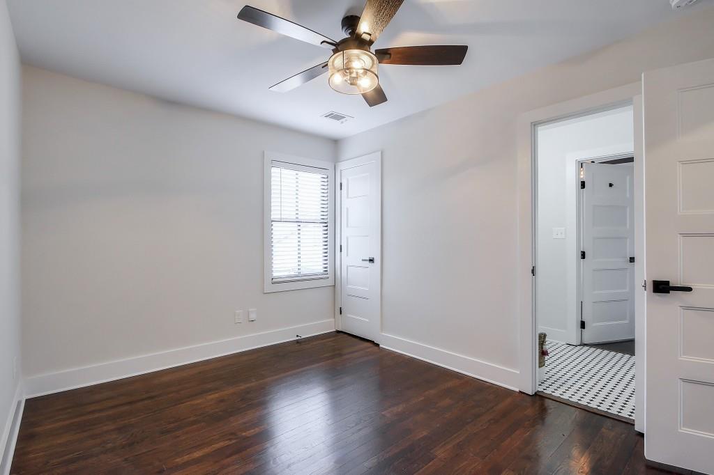 1476 Eason Street NW